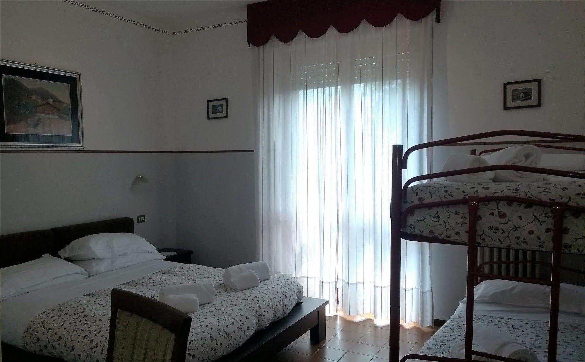 Hotel Parco Della Fonte Vallio Terme Buitenkant foto