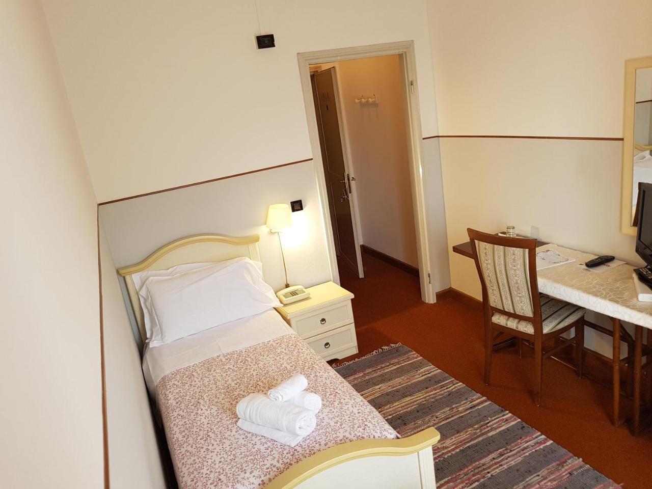 Hotel Parco Della Fonte Vallio Terme Buitenkant foto